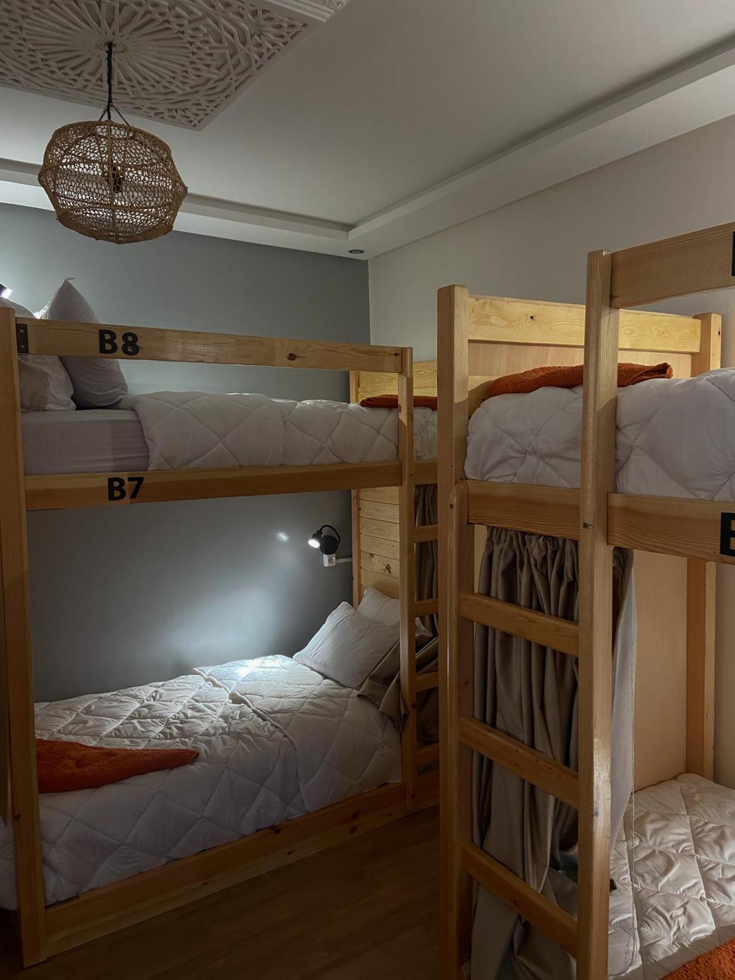 Life Hostel *